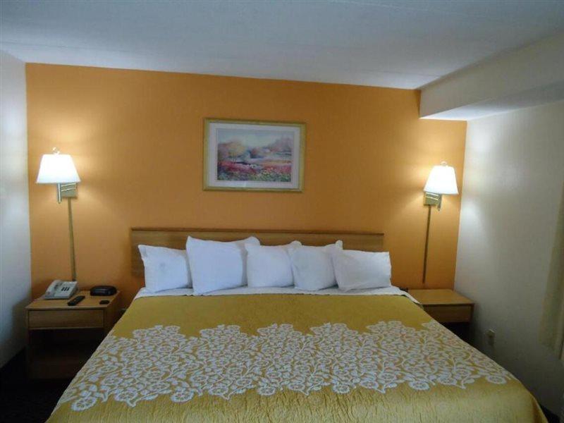 Red Roof Inn Somerset, Pa מראה חיצוני תמונה